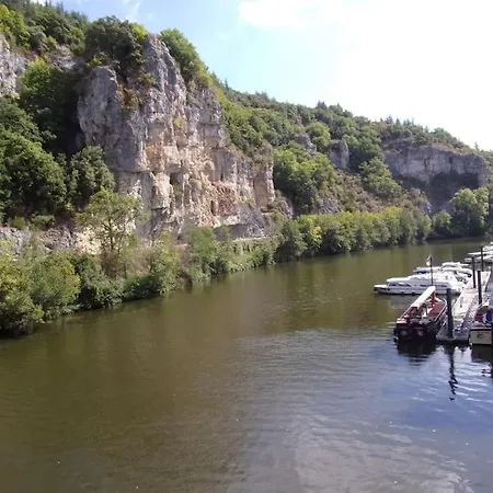 Niddouillet,piscine ,vue Imprenable Sur Vallee Arcambal