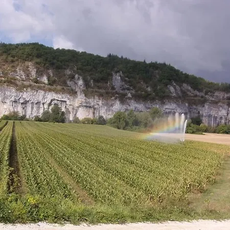 Hébergement de vacances Niddouillet,piscine ,vue Imprenable Sur Vallee *